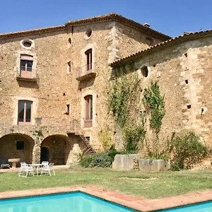Traver De Besalu , Maià de Montcal España