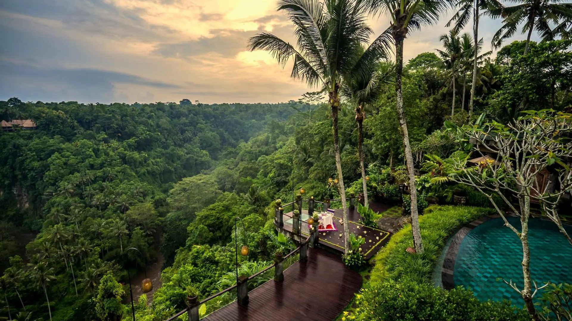 Üdülőközpont Pramana Watu Kurung Hotel Ubud