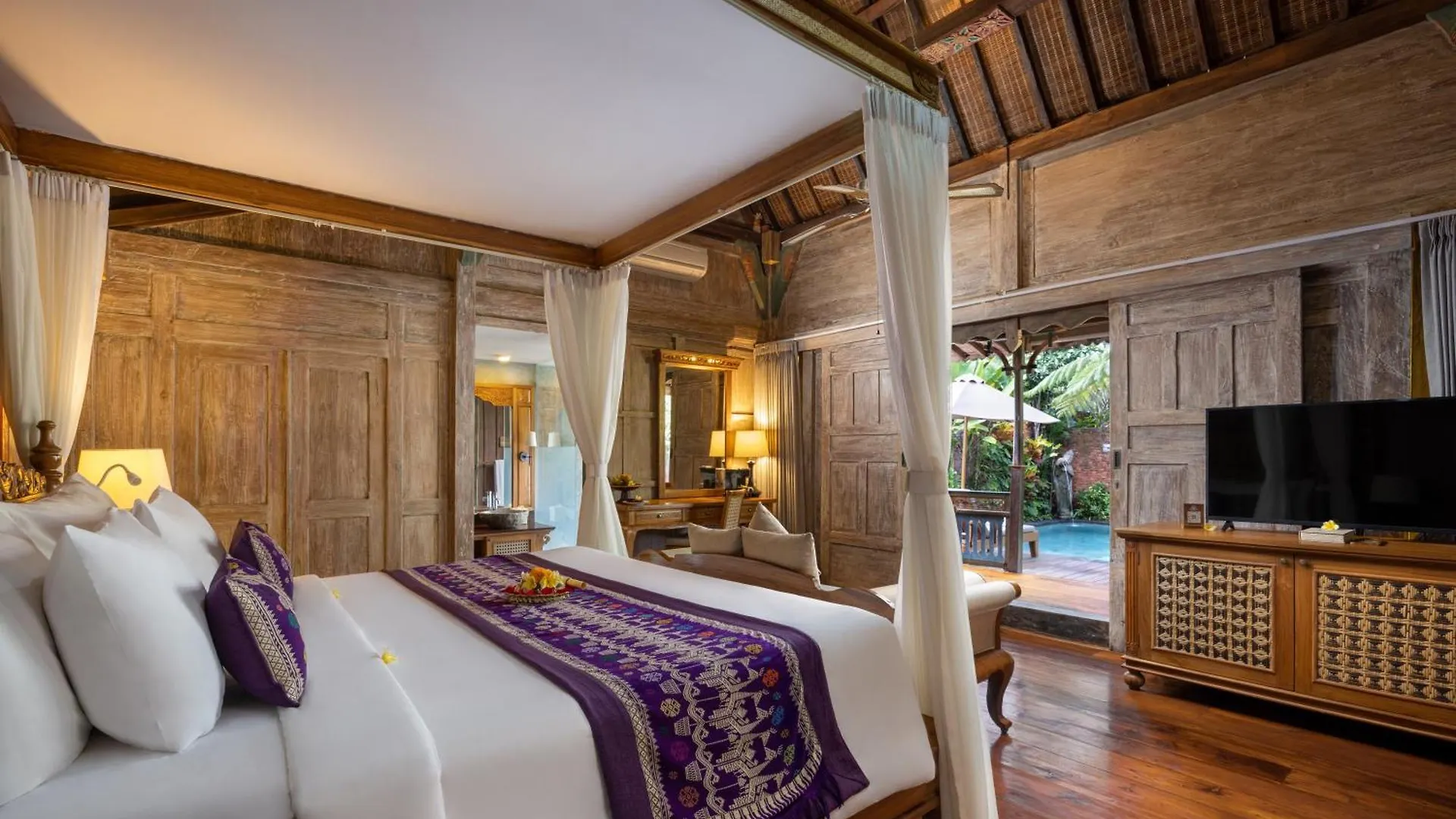 Pramana Watu Kurung Hotel Ubud Üdülőközpont